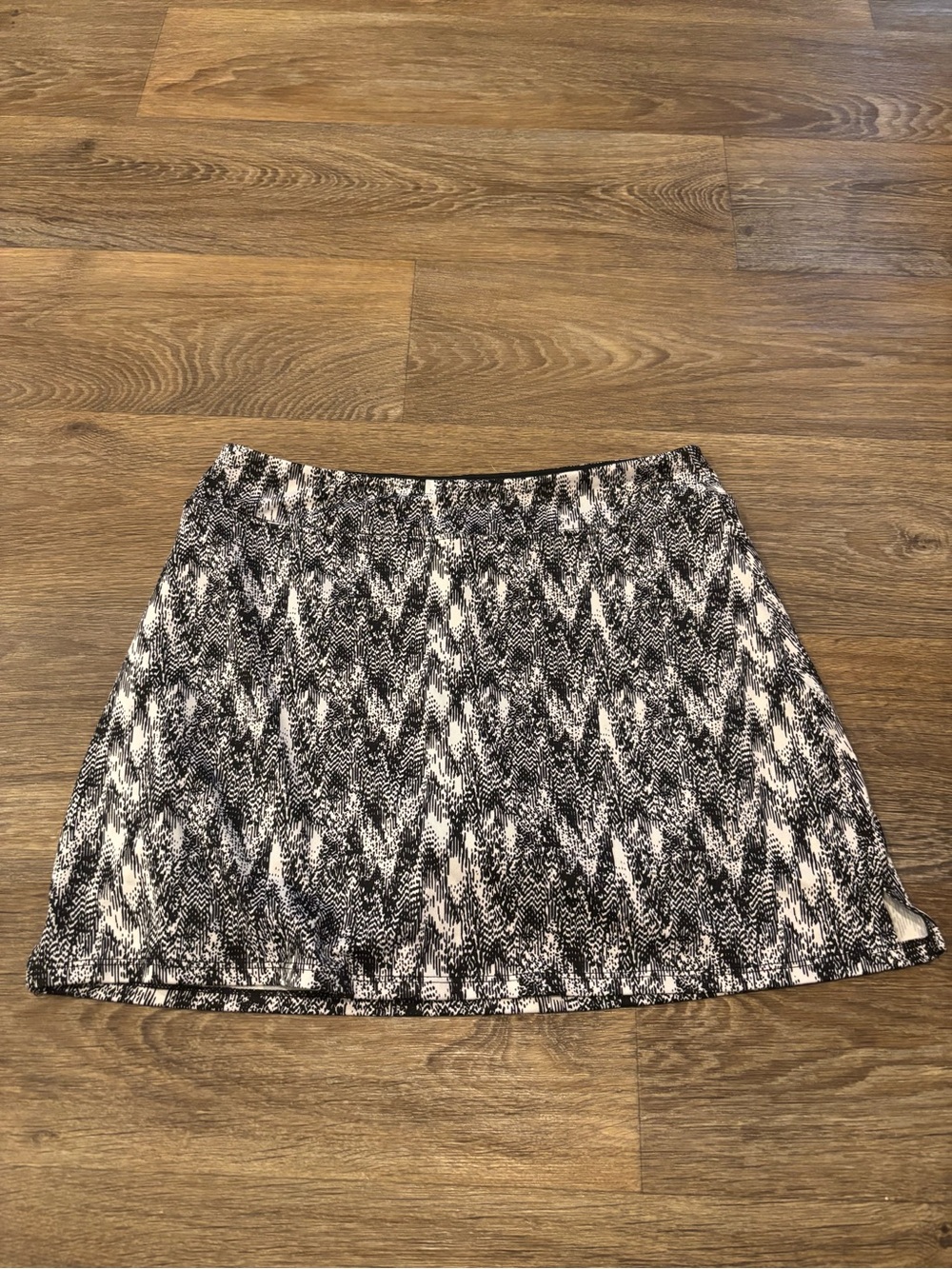 Tranquility Colorado Clothing Geometric Skort Black White Pull On Golf Womens S